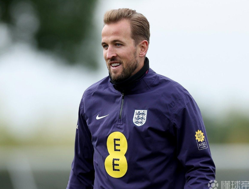 泰国媒体传播不实消息引越南前锋抗议,河内足球俱乐部面临重创人员流失